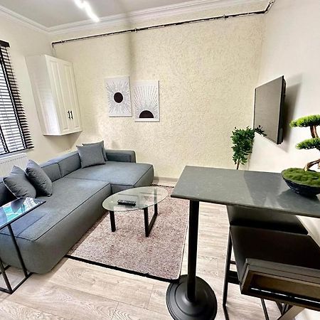 Taksim White Suit Istanbul Ngoại thất bức ảnh