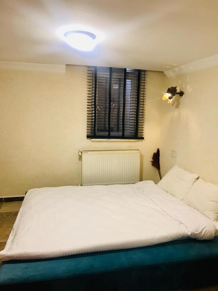 Taksim White Suit Istanbul Ngoại thất bức ảnh