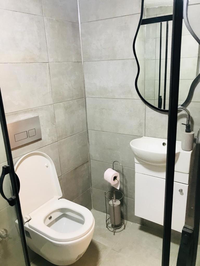 Taksim White Suit Istanbul Ngoại thất bức ảnh
