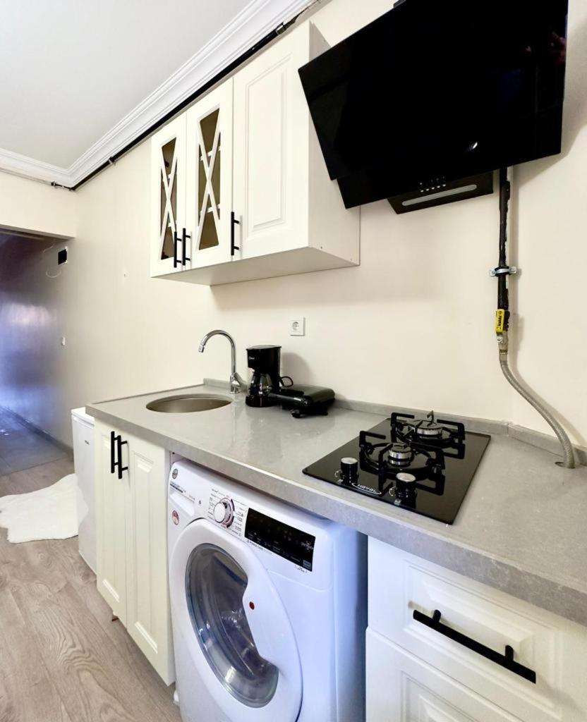 Taksim White Suit Istanbul Ngoại thất bức ảnh